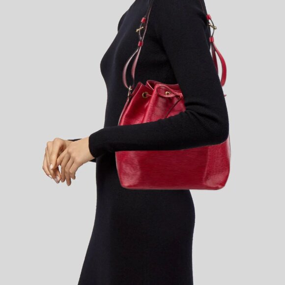LOUIS VUITTON Vintage Petit Noe Shoulder Bag Epi Leather Red France - Picture 1 of 14